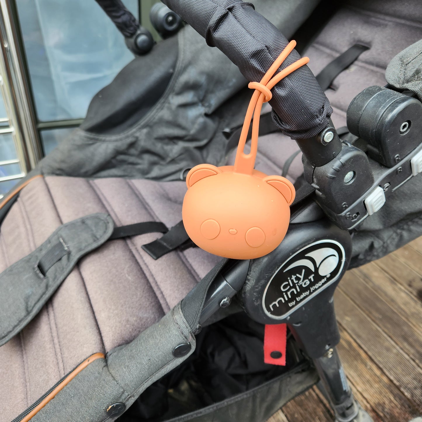 Pacifier holder