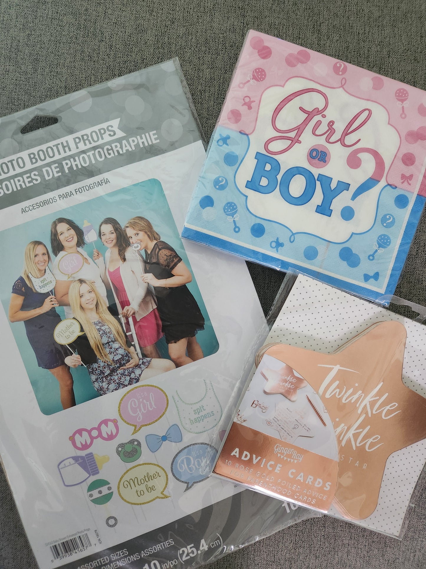 Baby shower / gender reveal party kit