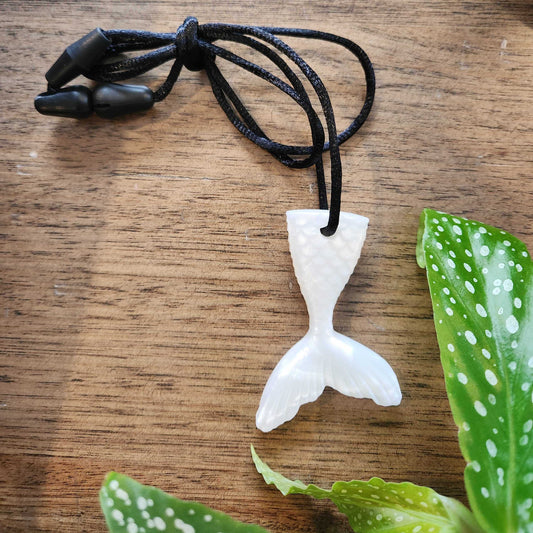 Sensory necklace - Mermaid tail